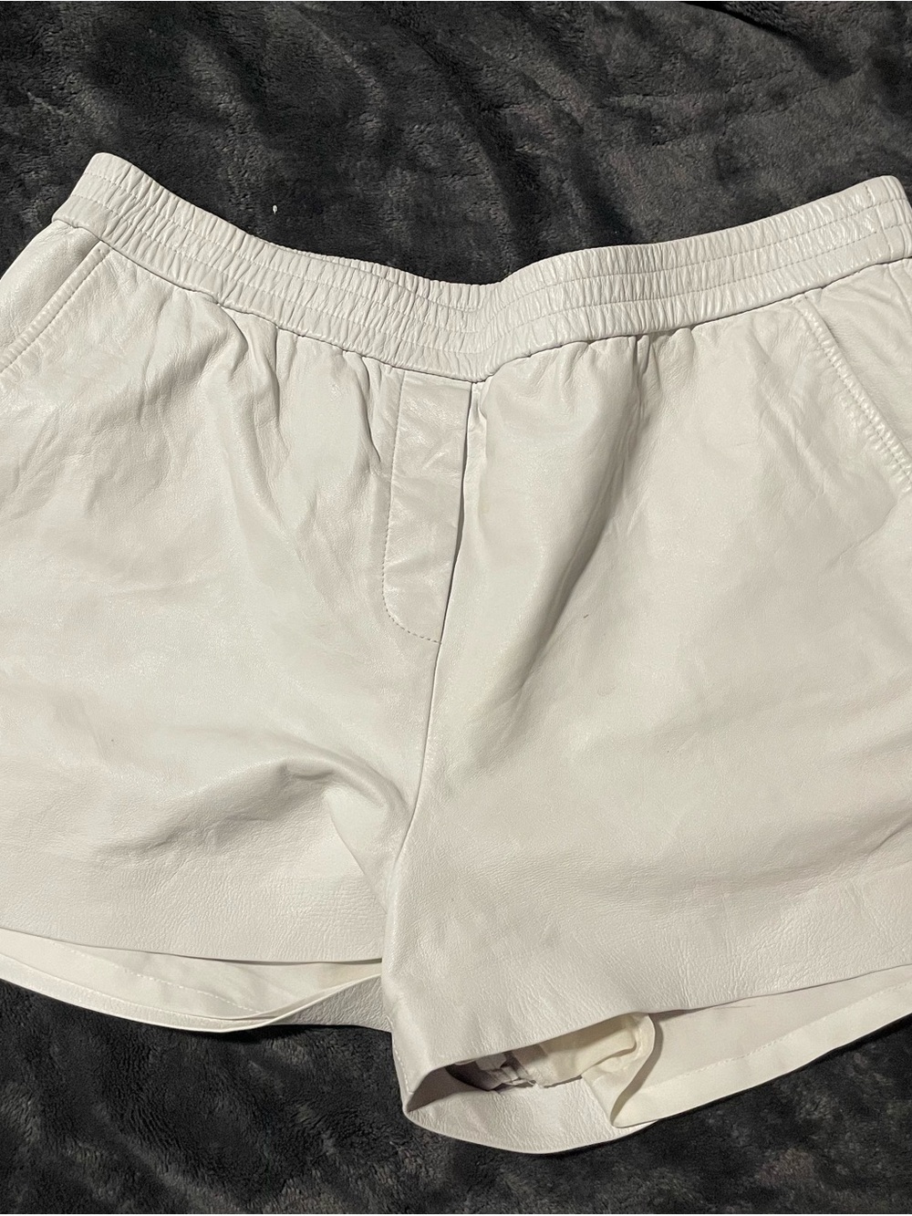 DKNY White Leather Athletic Elastic-Waist Shorts L GUC